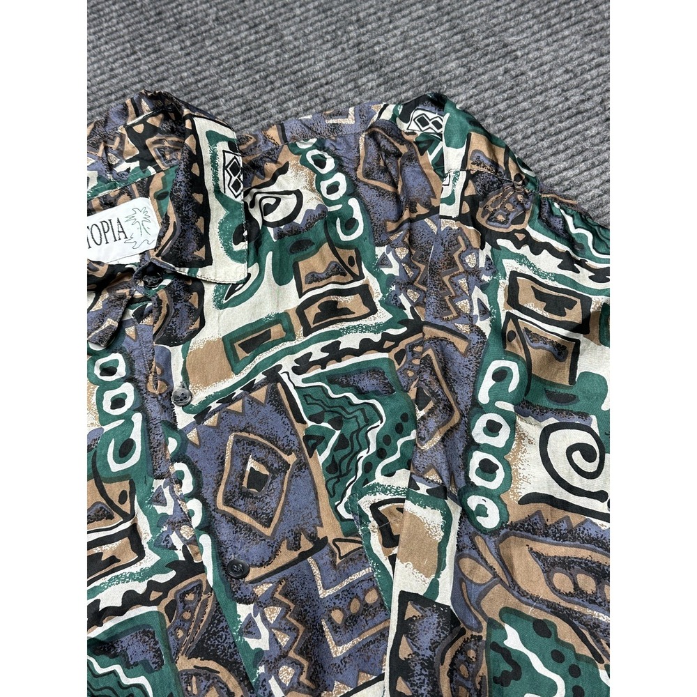 Utopia Shirt Mens Large Green Geometric‎ 100% Silk Long Sleeve Button Up Casual